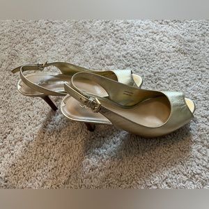 Via Spiga pumps, NWT. Size 5.